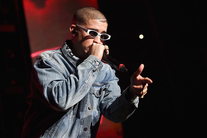 Bad Bunny Height, Wiki, Girlfriend & Other Facts About Him