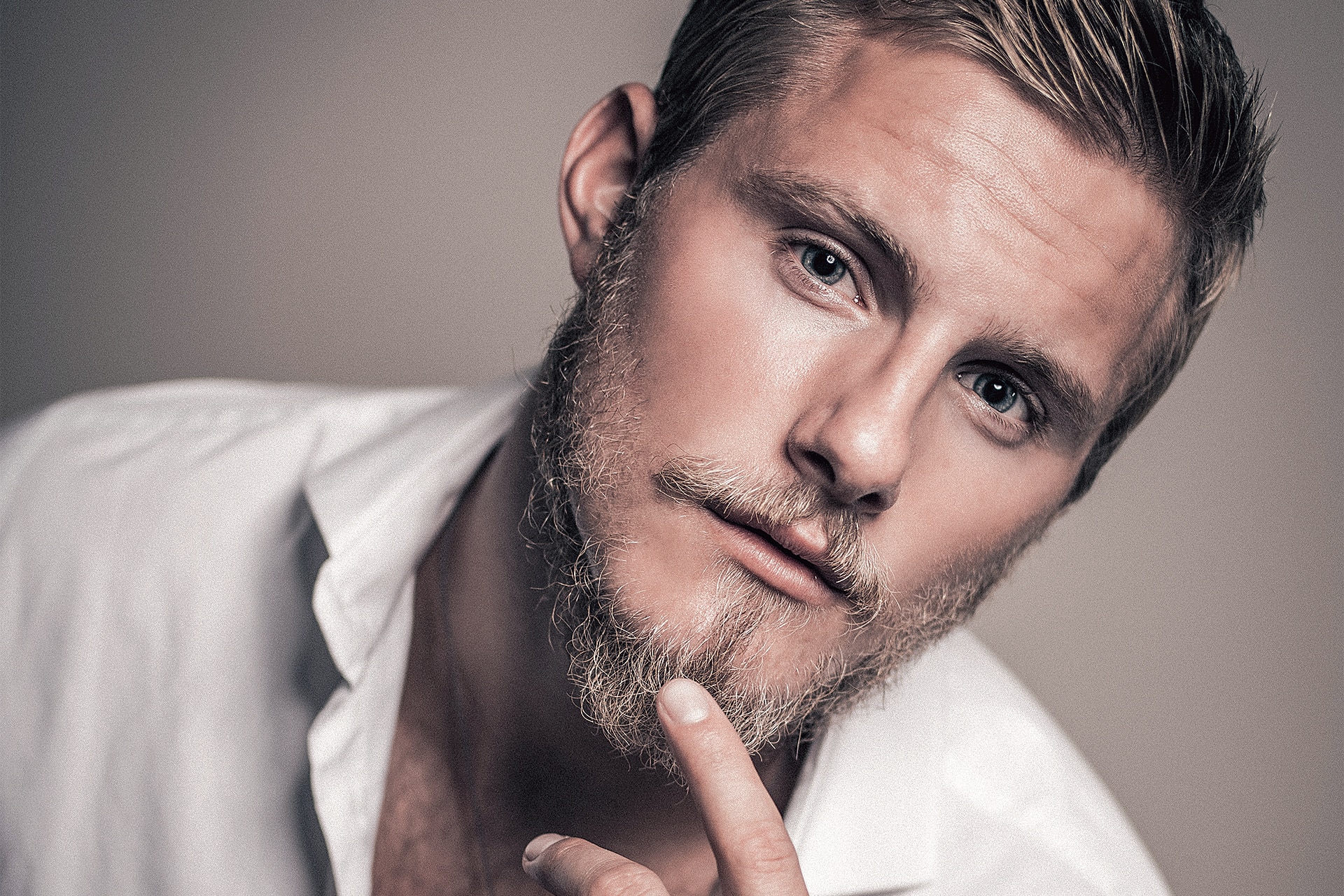 Alexander Ludwig Wiki, Bio, Age, Net Worth, and Other Facts