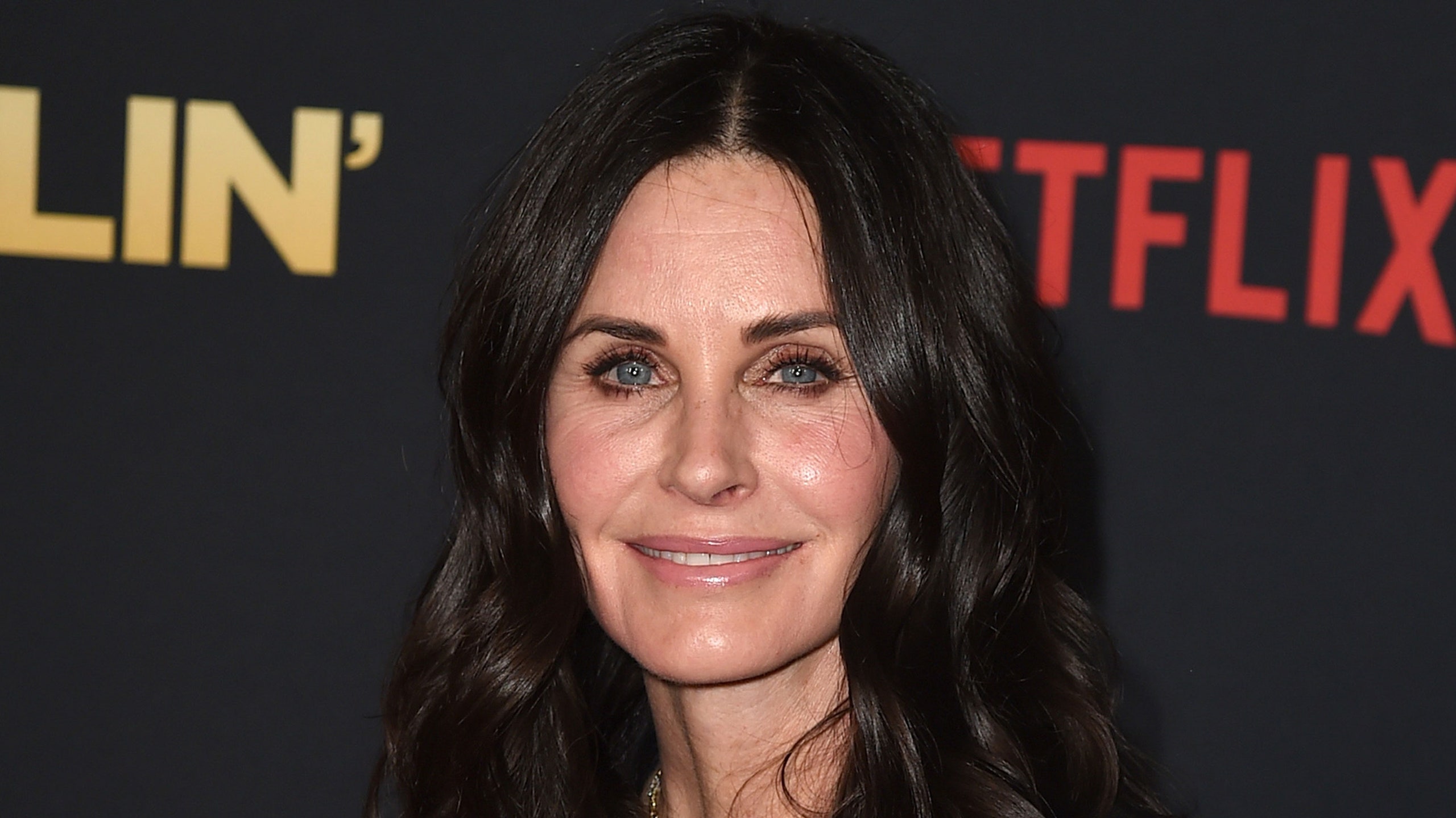 Courteney Cox Wiki, Bio, Age, Net Worth, and Other Facts