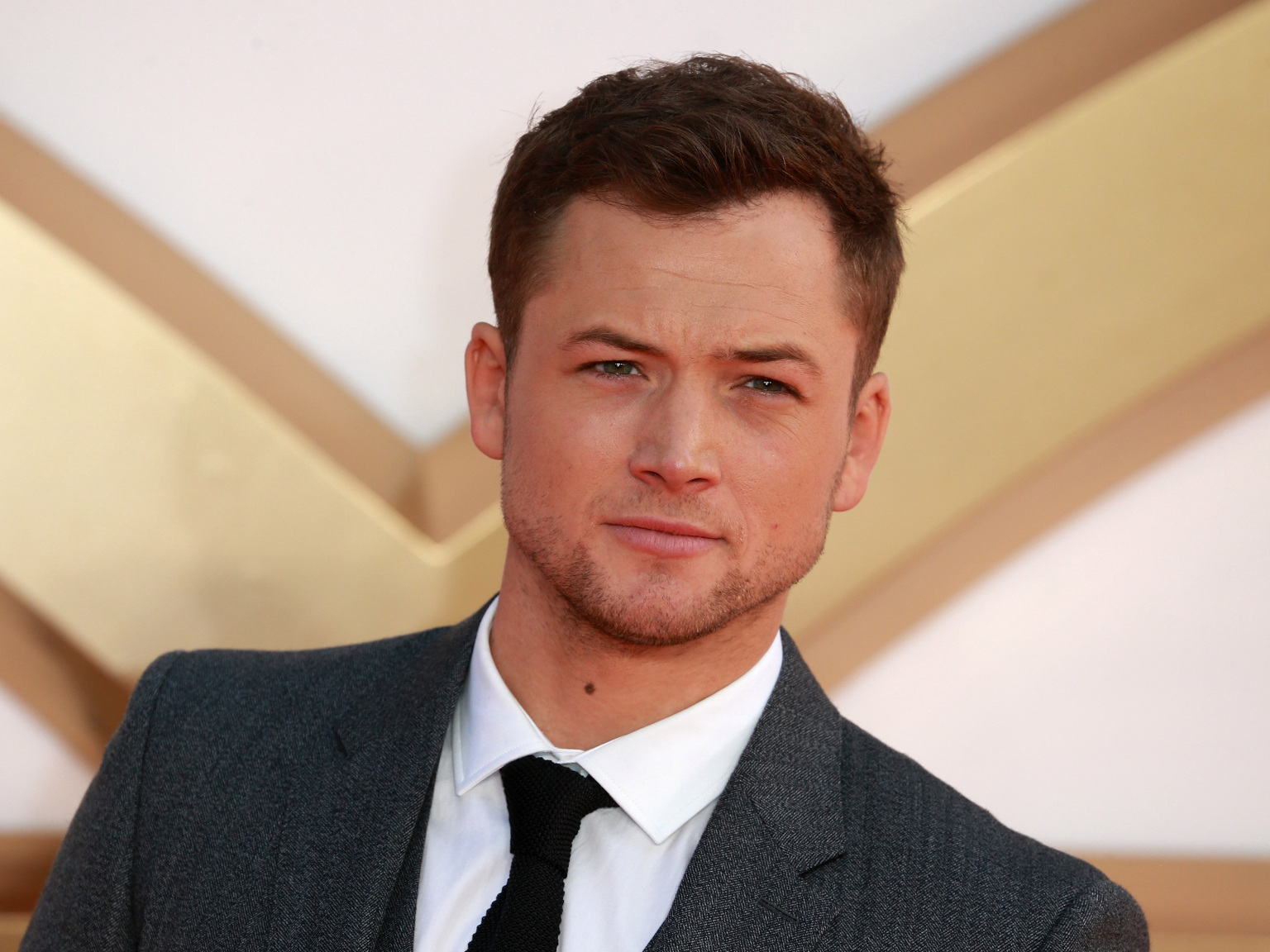 Taron Egerton Wiki, Bio, Age, Net Worth, and Other Facts